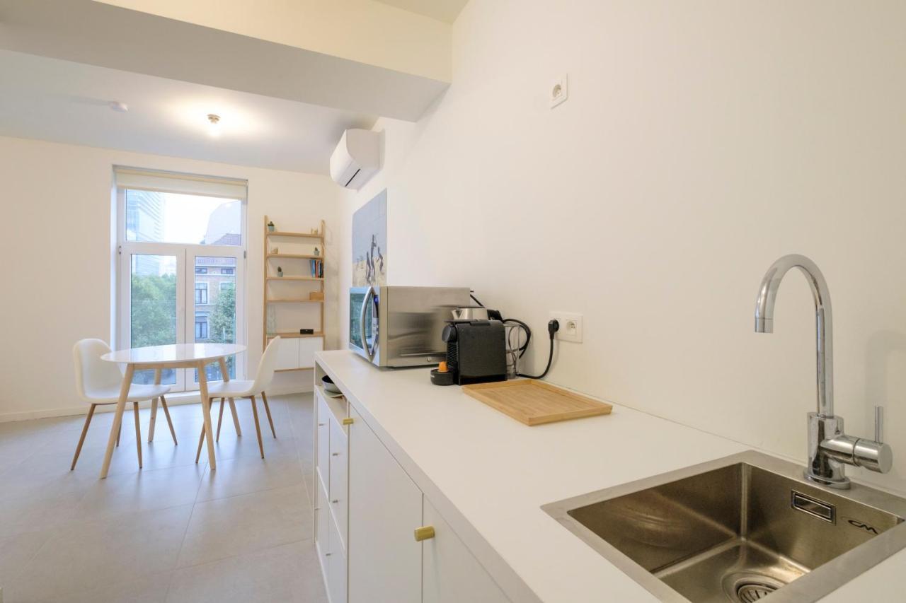 Studios With City View Βρυξέλλες Εξωτερικό φωτογραφία